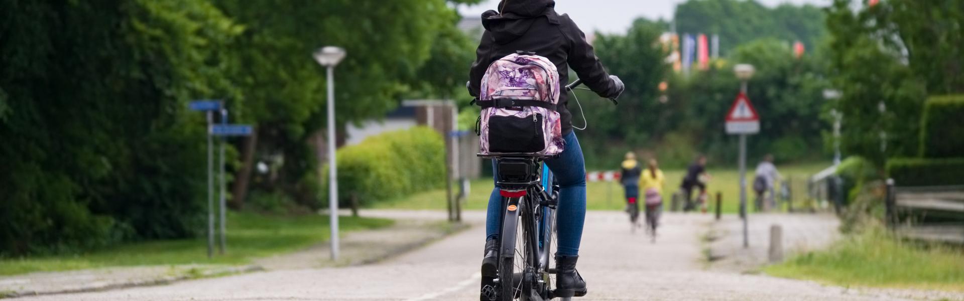 Schoolzone-balans: fietsen en wandelen leuker en veiliger